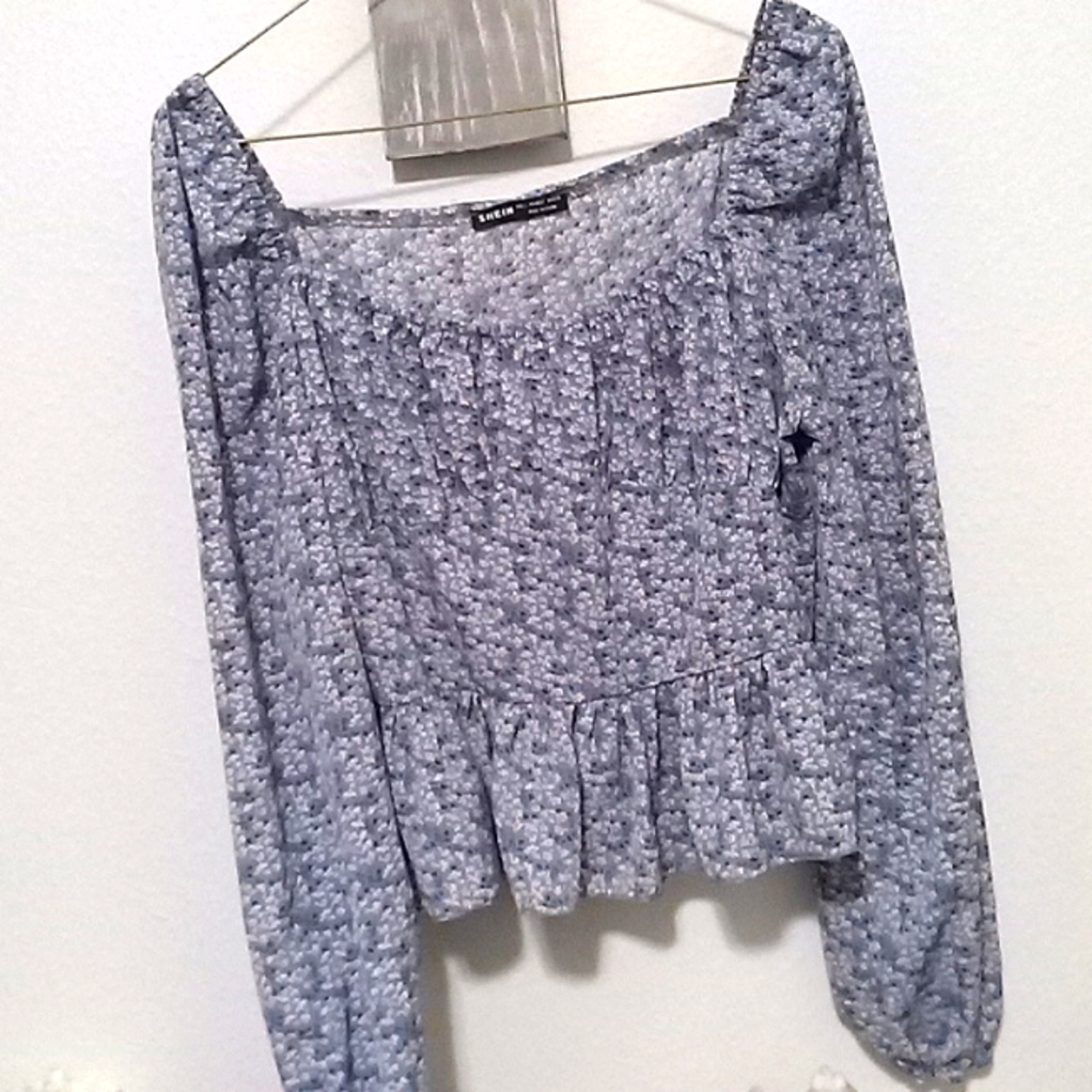 Floral print long sleeve crop top blouse